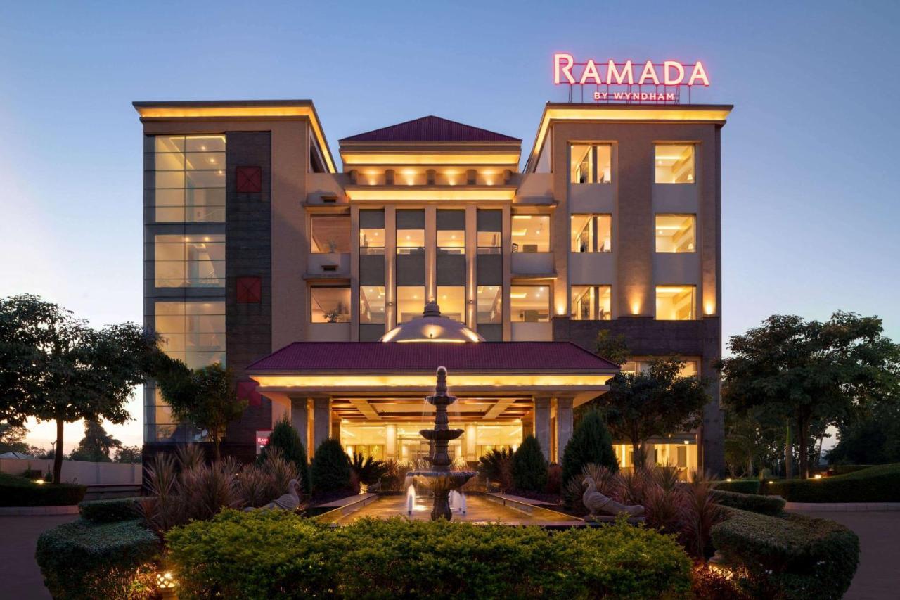 Ramada By Wyndham Varanasi Katesar Chandauli Εξωτερικό φωτογραφία