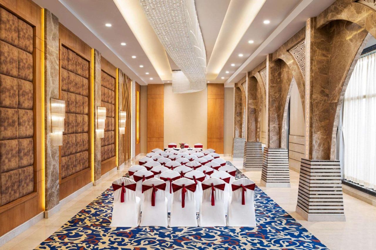 Ramada By Wyndham Varanasi Katesar Chandauli Εξωτερικό φωτογραφία