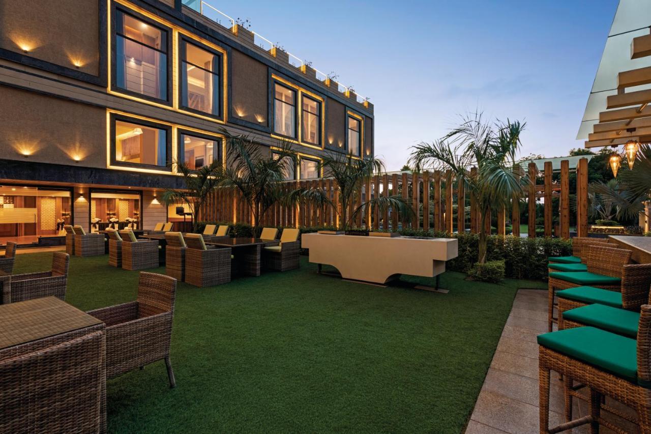Ramada By Wyndham Varanasi Katesar Chandauli Εξωτερικό φωτογραφία