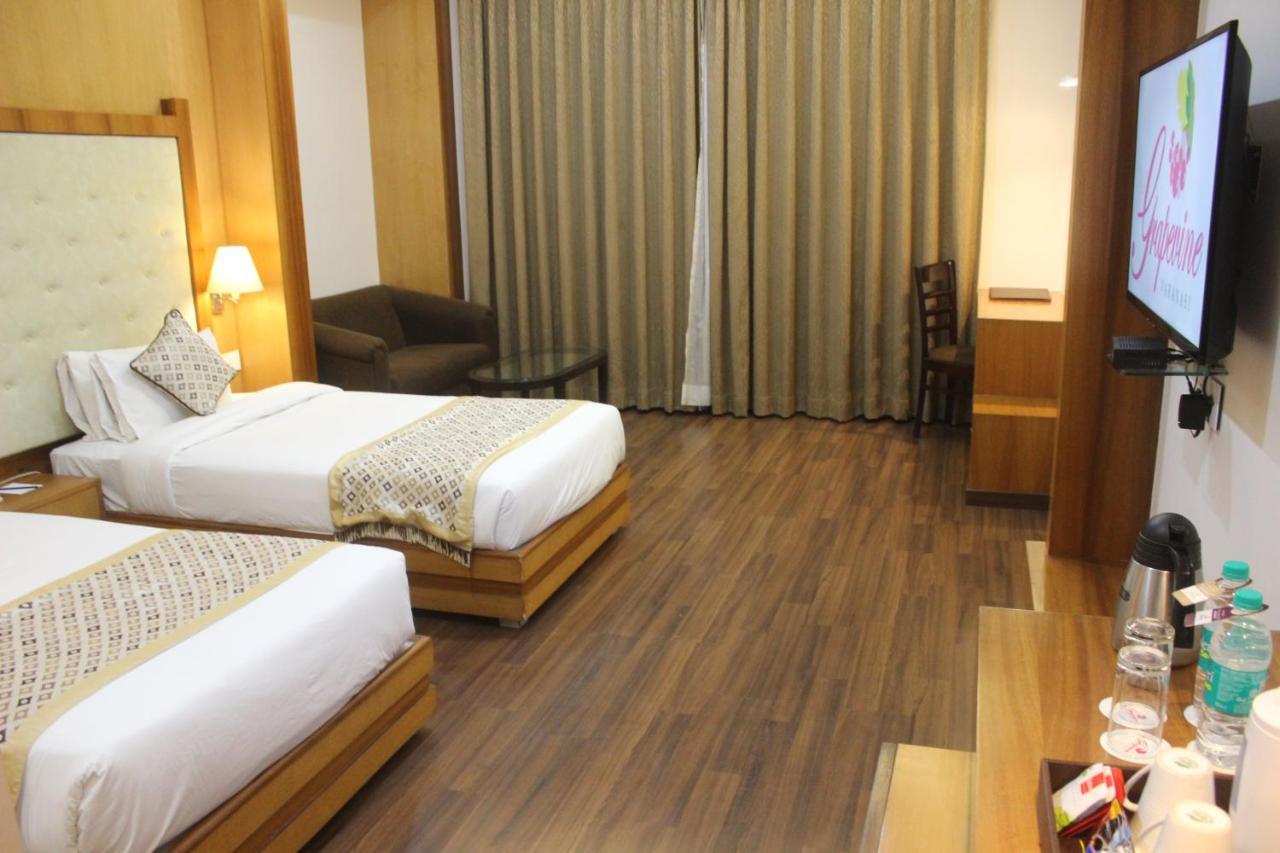 Ramada By Wyndham Varanasi Katesar Chandauli Εξωτερικό φωτογραφία
