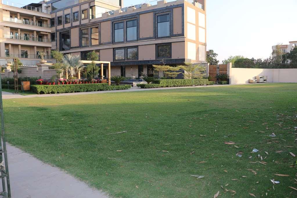 Ramada By Wyndham Varanasi Katesar Chandauli Ανέσεις φωτογραφία