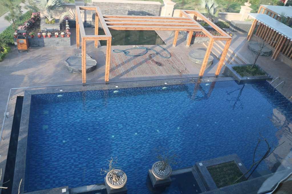 Ramada By Wyndham Varanasi Katesar Chandauli Ανέσεις φωτογραφία